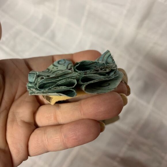 Handmade Infant Headband Brown Band Green & Gold Flower Center Size Newborn B296 - Picture 6 of 9